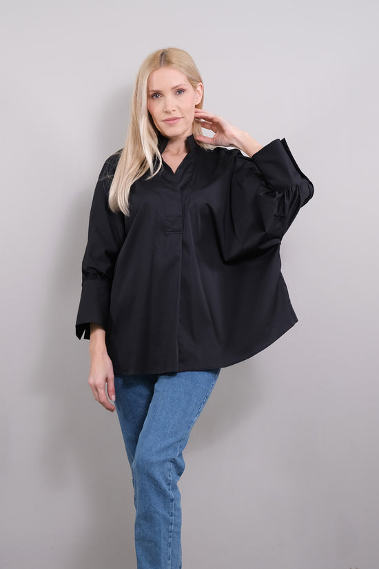 Soluzione Bluse mit 7/8 Ballonärmel Bianca